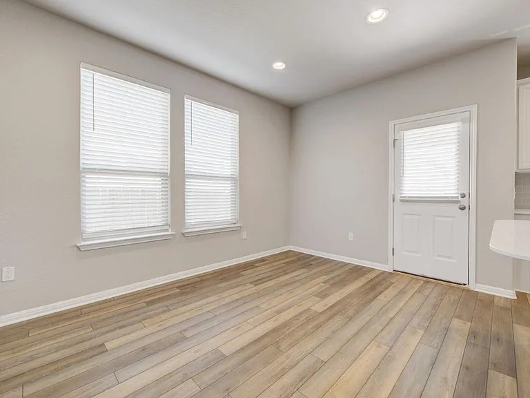 148 Munk Ln — Photo 8