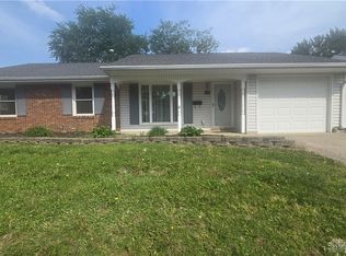 40 Walnut Pl, Springboro, OH 45066