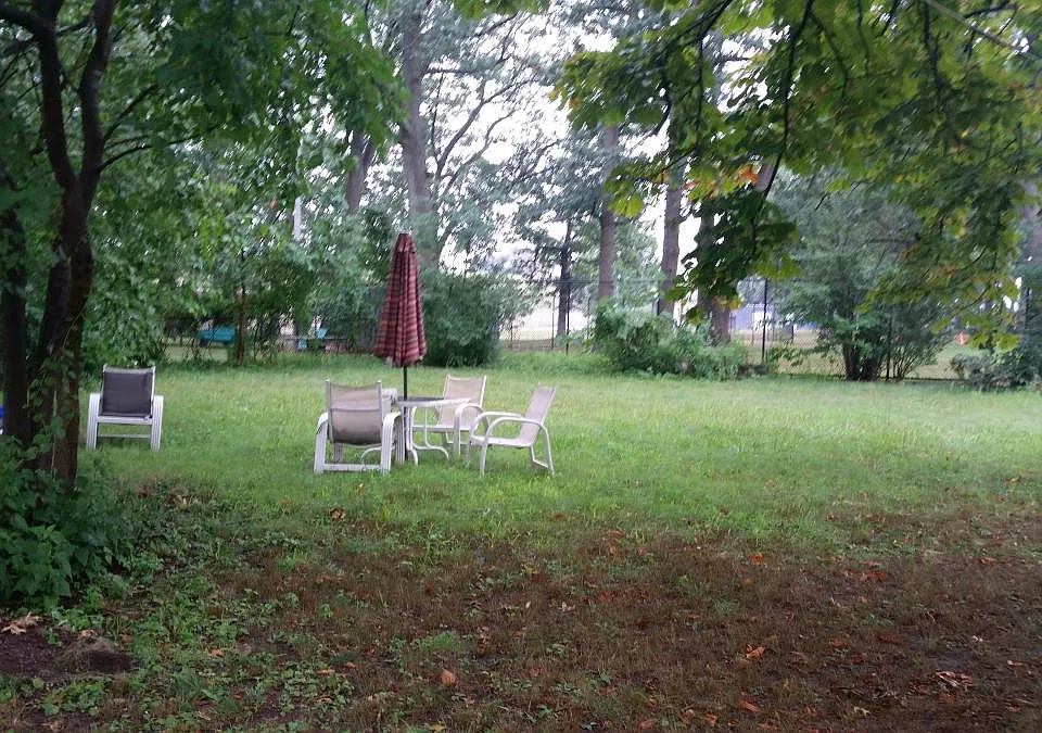 huge yard!