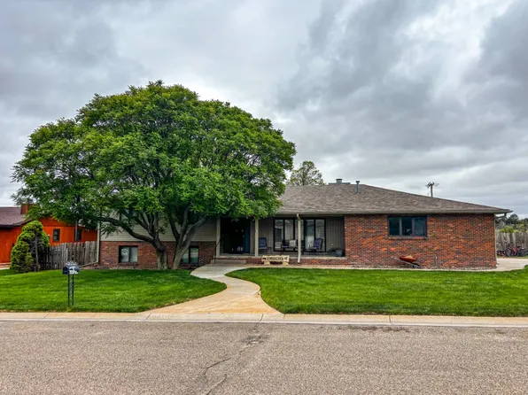 1310 Lue Dr, Colby, KS 67701