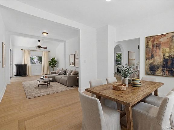 4th image of 15 Desmond Avenue