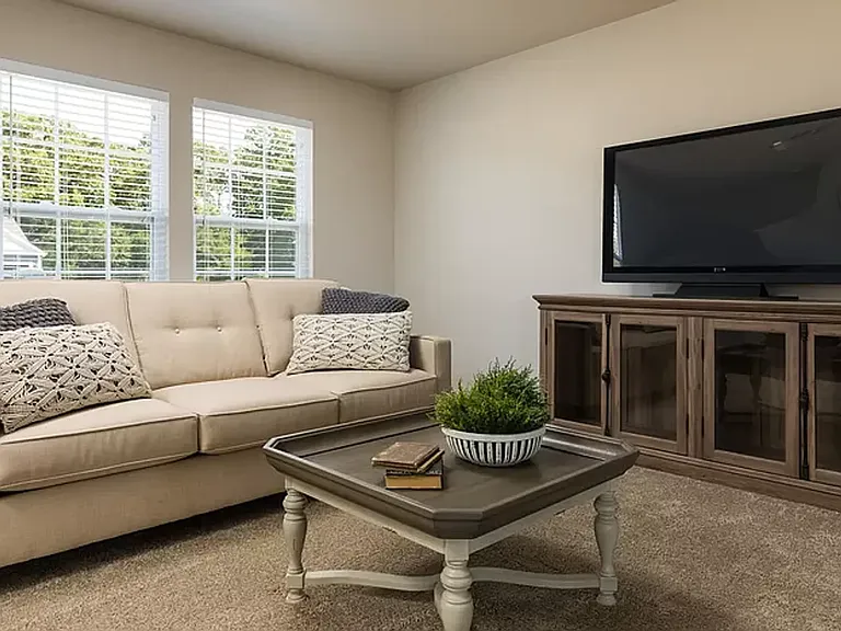 1034 Broken Ridge Dr — Photo 9
