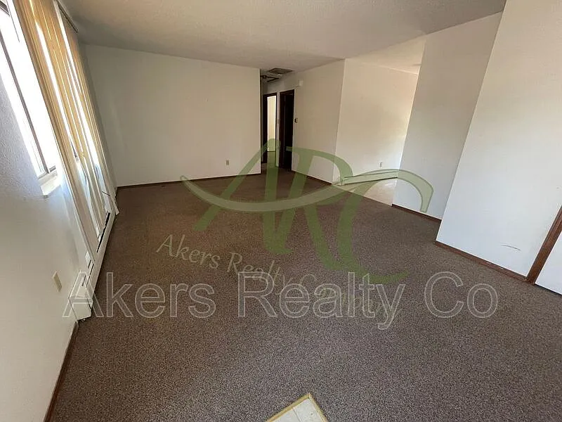 2 bed, 1.0 bath, 850 sqft, $1,095 — Photo 3