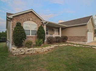 417 Glen Echo Dr, De Soto, MO