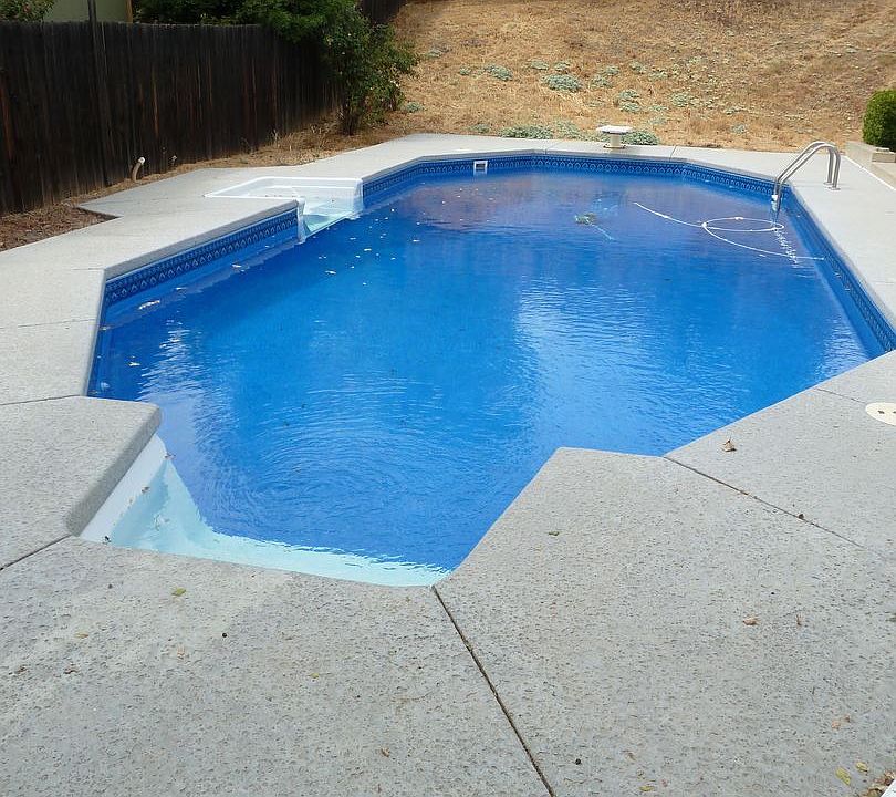 2nd image of 6220 Jonella Way