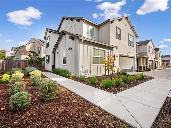 3rd image of 3153 Sunny Gate Ln