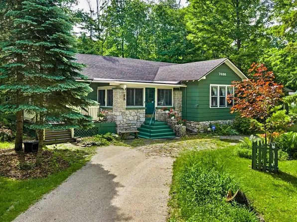 7686 W Shore Dr, Egg Harbor, WI 54209
