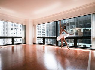 721 5th Ave APT 32B, New York, NY 10022