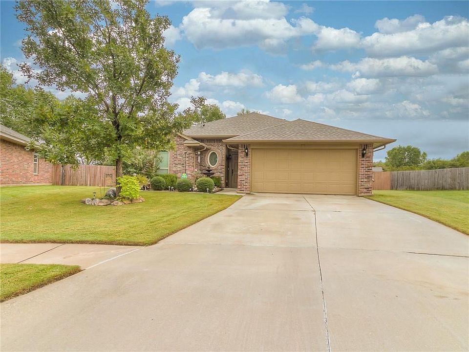 1st image of 10000 Squire Ln
