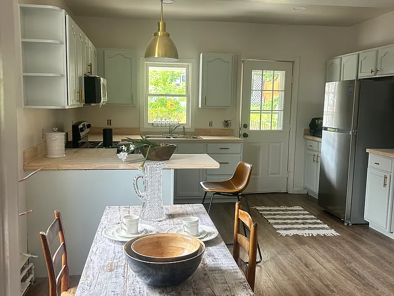 602 Market St — Photo 2