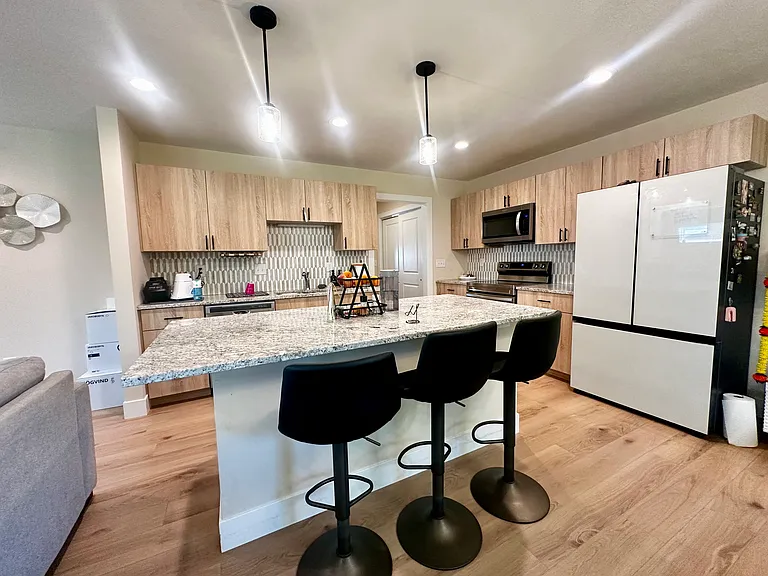300 Waterwheel Dr — Photo 8