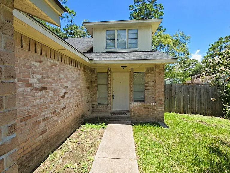 4718 Reynaldo Dr — Photo 16
