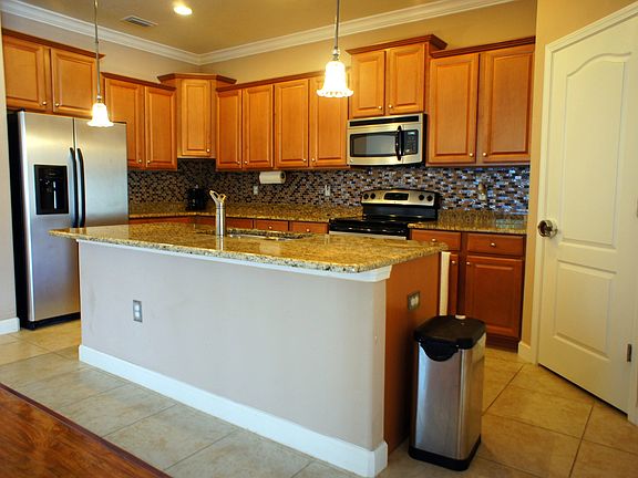 5th image of 13831 Chalk Hill Pl
