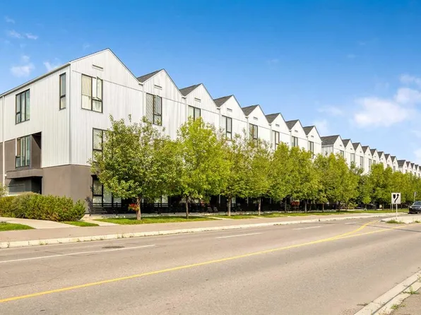 3529 E 69th St NW, Calgary, AB T3B 6E8