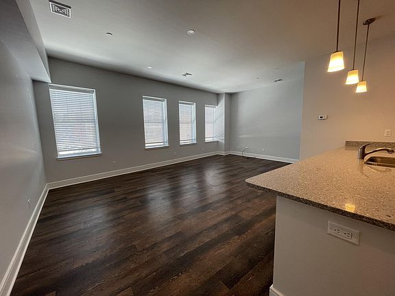 5th image of 15 Park St #301