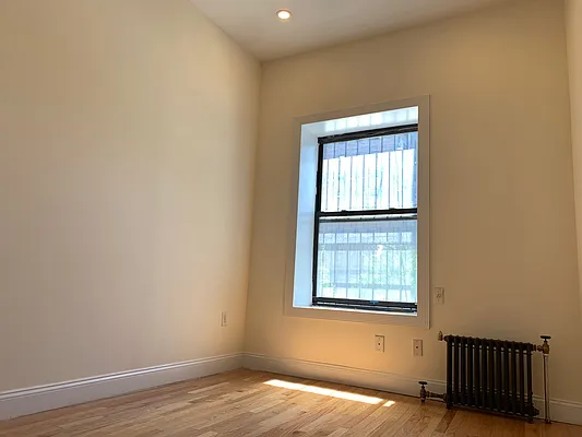 Rented by Gold & Appel Realty Corp | media 13