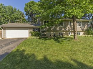 4036 Pumice Ln, Eagan, MN 55122
