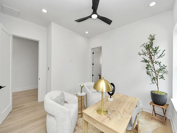 5th image of 1601 W 25th St