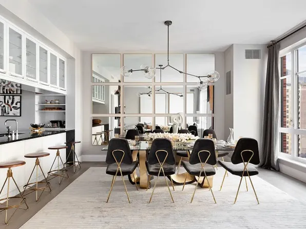 200 East 95th Street image 1 of 13