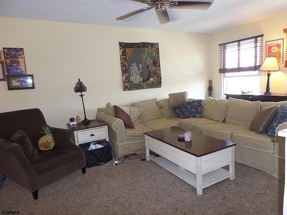 2nd image of 3576 Simpson Ave
