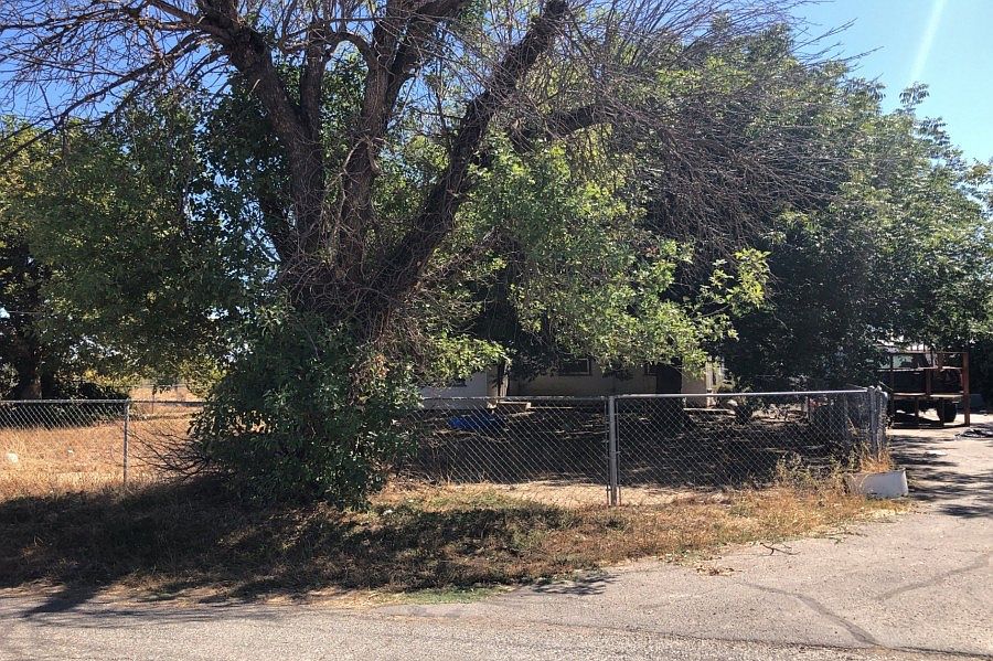 1st image of 22109 Corona Ave