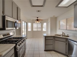 27299 Peach Tree Ln, Helendale, CA 92342