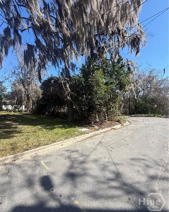 2nd image of 0 E 70th Street