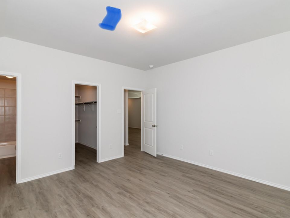 1st image of 8603 Hilda Oaks Dr #1