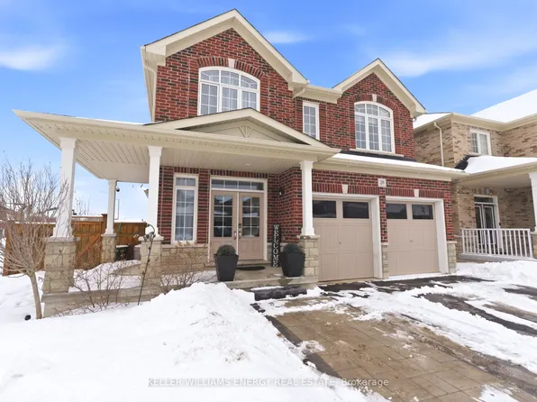 219 Crombie St, Clarington, ON L1C 0T8