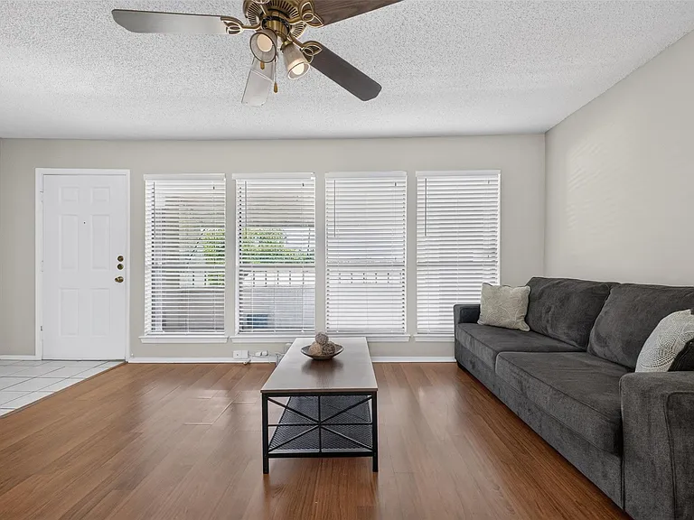 3115 Helms St #314 — Photo 25