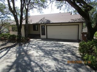 17715 Foothill Ct, Hidden Valley Lake, CA 95467