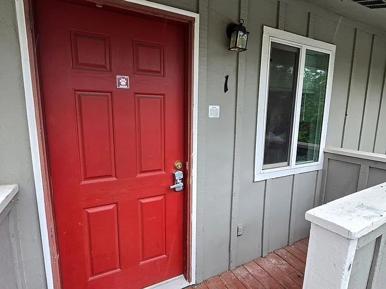 3515 Hayden — Photo 2