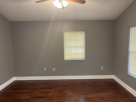 3rd image of 1200 Penton St