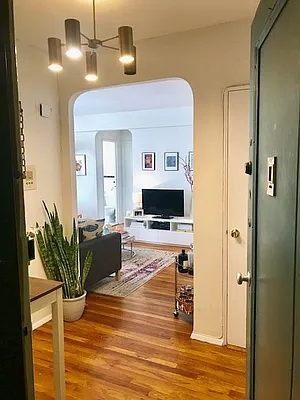 Rented by Compass | media 5