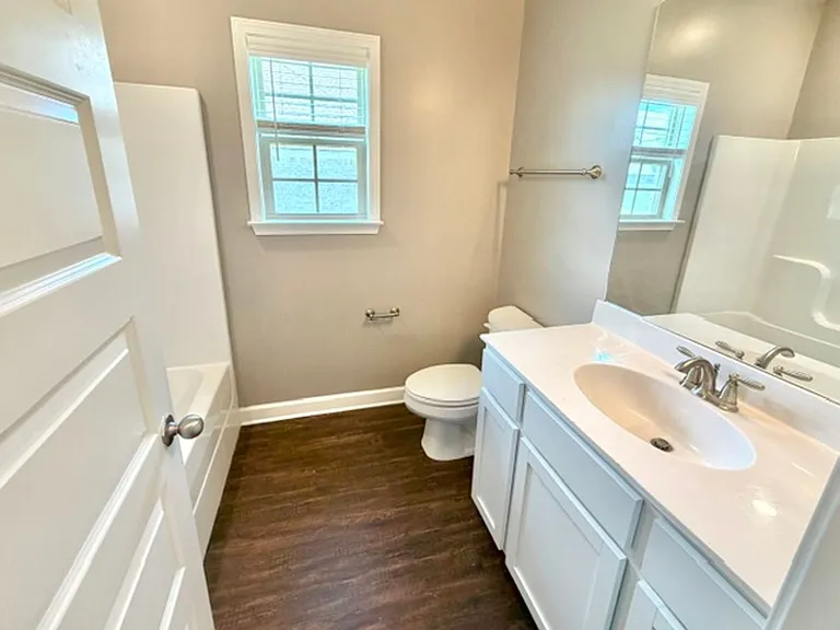 35 Birkdale Dr — Photo 9