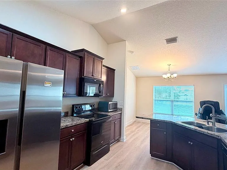 13064 Pirate Ln — Photo 10