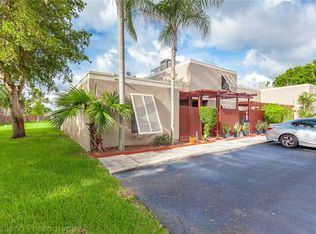 10961 Cypress Rd #10961, Pembroke Pines, FL 33026