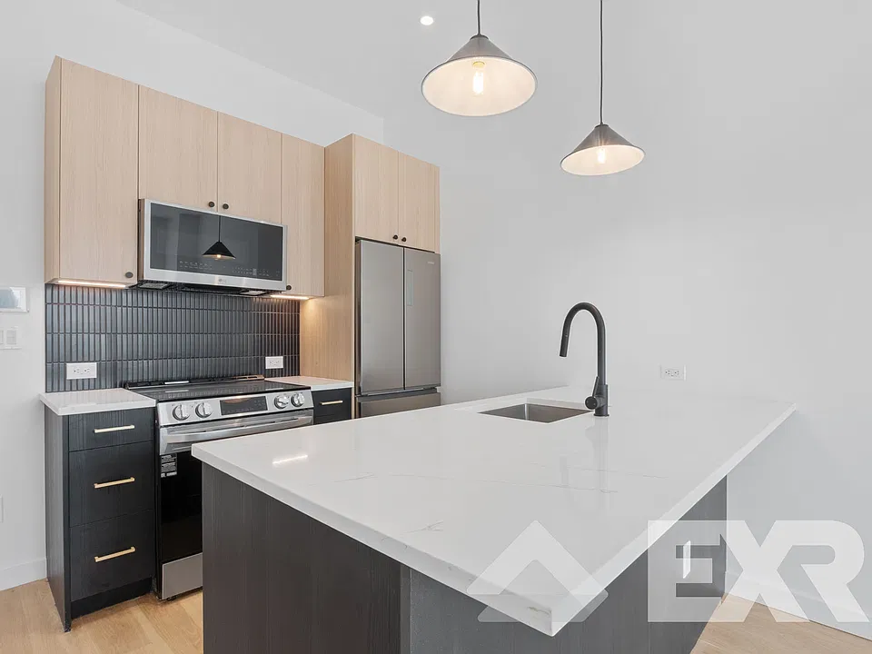 11-14 35th Ave #608
