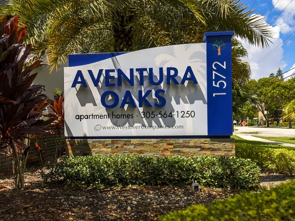Aventura Oaks Apartments