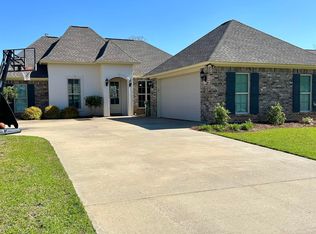 151 Plantation Hill Dr, Ruston, LA 71270