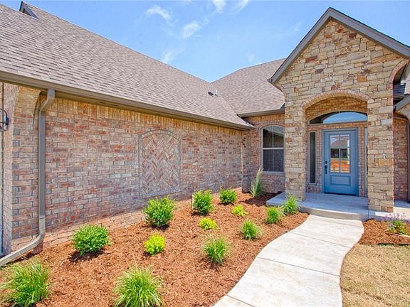 3rd image of 4600 Hidalgo Dr
