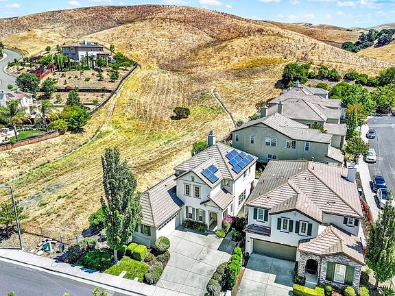 4th image of 7004 Alder Creek Road