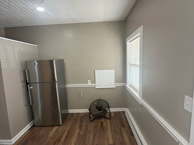 531 Ash St #1 — Photo 4