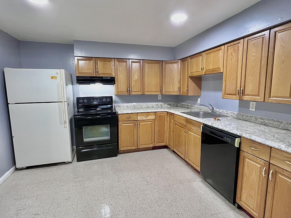 1st image of 1720 W Pennsylvania St #1720/1