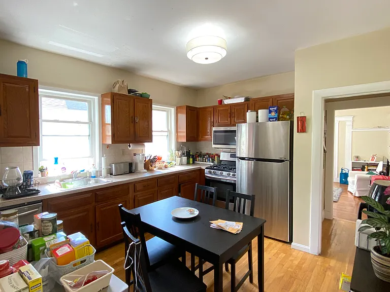 270 Harvard St #U — Photo 3