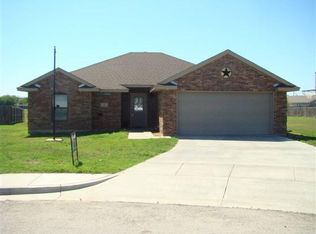 4 Seminole Ct, Iowa Park, TX 76367