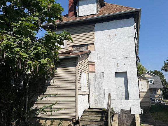5th image of 1621 Harvard Ave