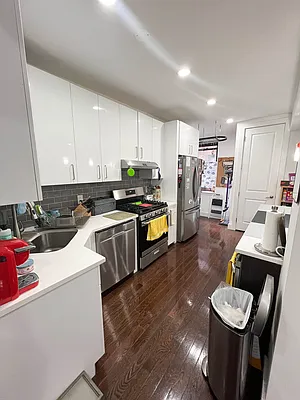 Rented by Station Cities | media 18