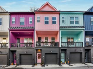 160 Color Cir, Atlanta, GA 30317