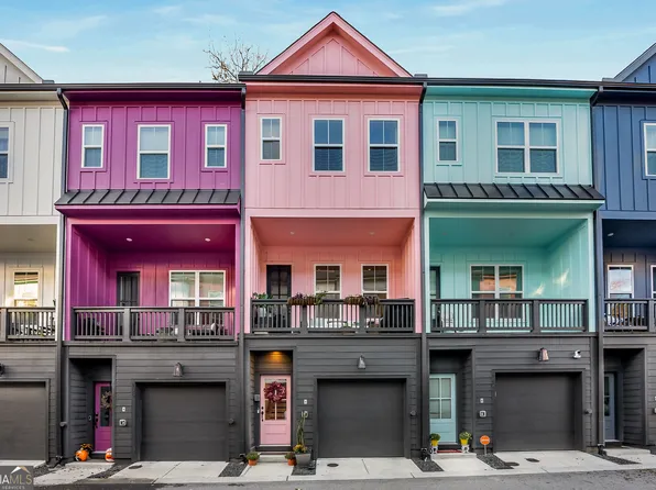 160 Color Cir, Atlanta, GA 30317